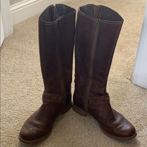 Timberland, brown, tall leather boot - Picture 3 of 4